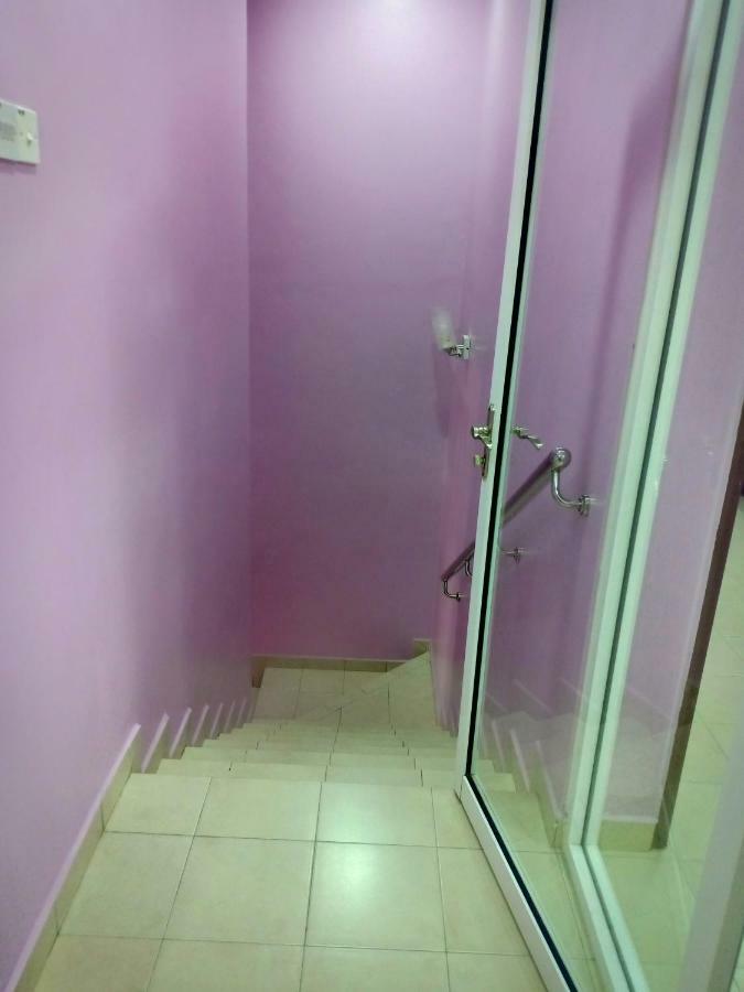 Purple Townhouse 3R2B Wifi Villa Sekinchan Exterior photo